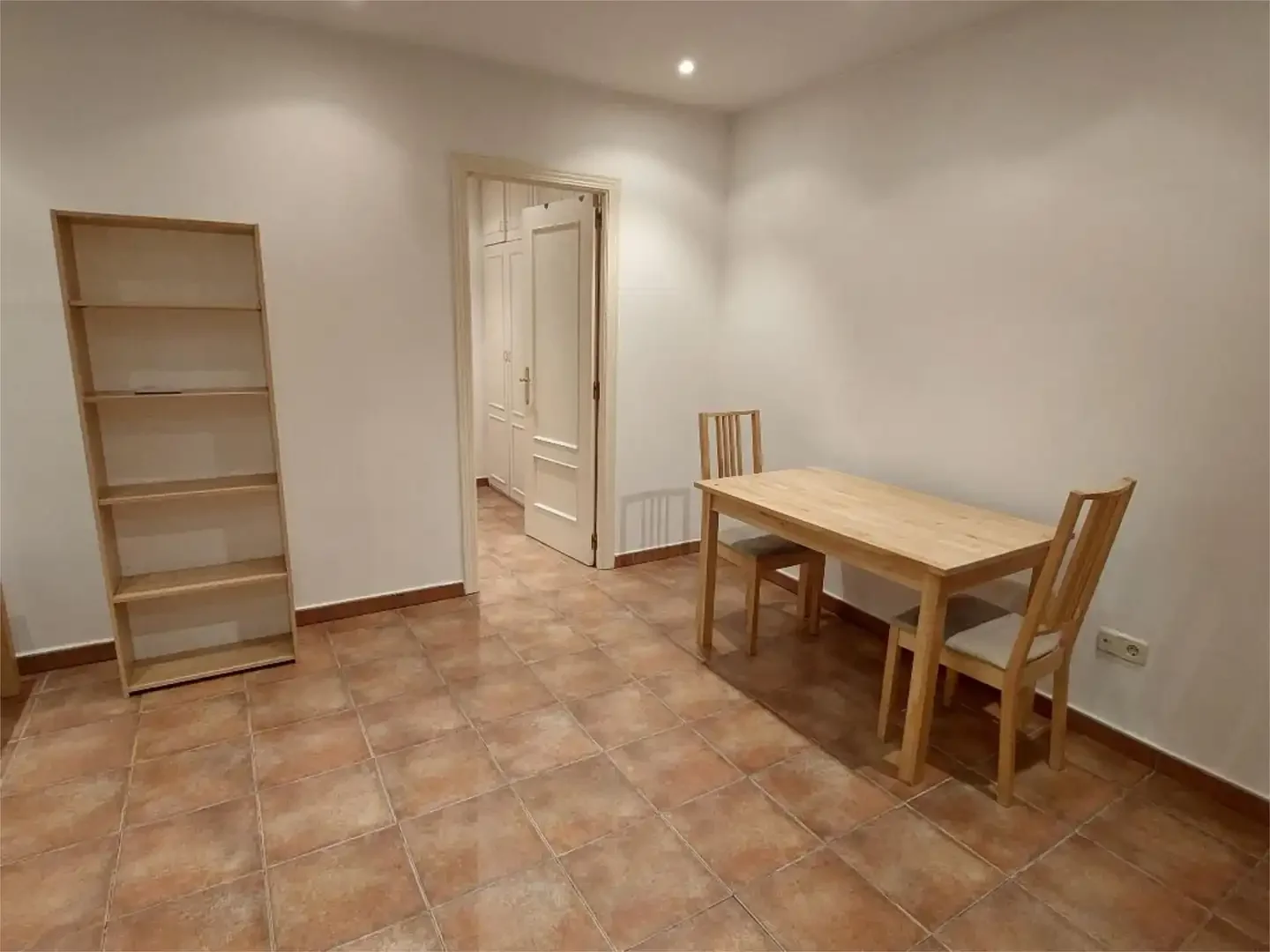 Piso en  Avenida de Menéndez Pelayo 42 - Foto 4