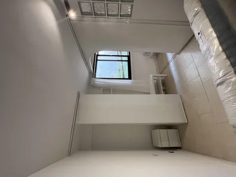 Planta baja en  Calle de Donoso Montesinos 19 - Foto 9