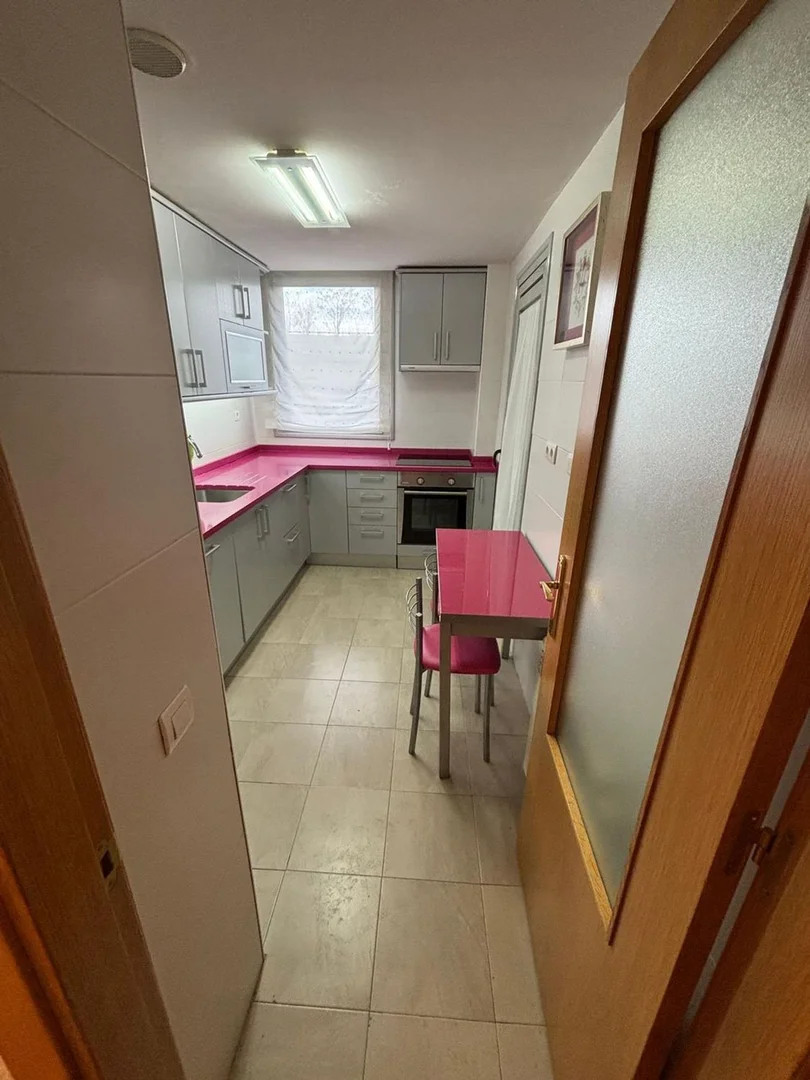 Piso en calle Obanos, 6