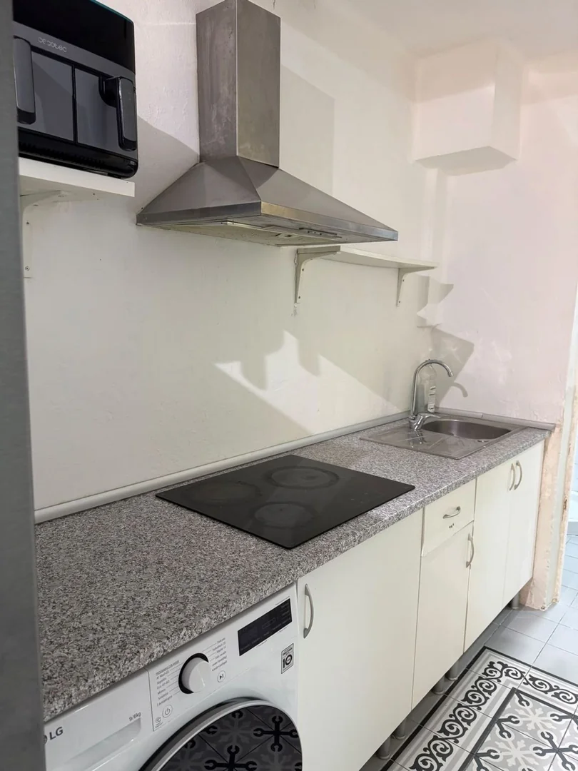 Estudio en Plaza d'En Joanic, 41, Vila de Gràcia - Foto 3