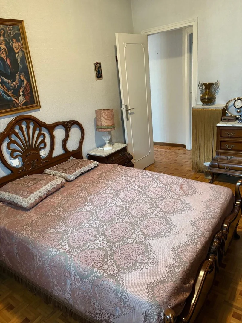Piso en Calle de la Infanta Mercedes, 45, Cuatro Caminos - Foto 11