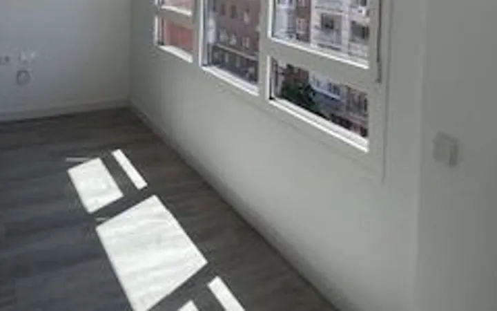 Estudio en Avenida de Filipinas, 1 bis - Foto 3