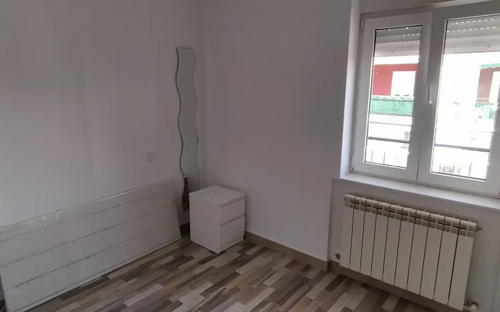 Piso en Valdezarza - Foto 8