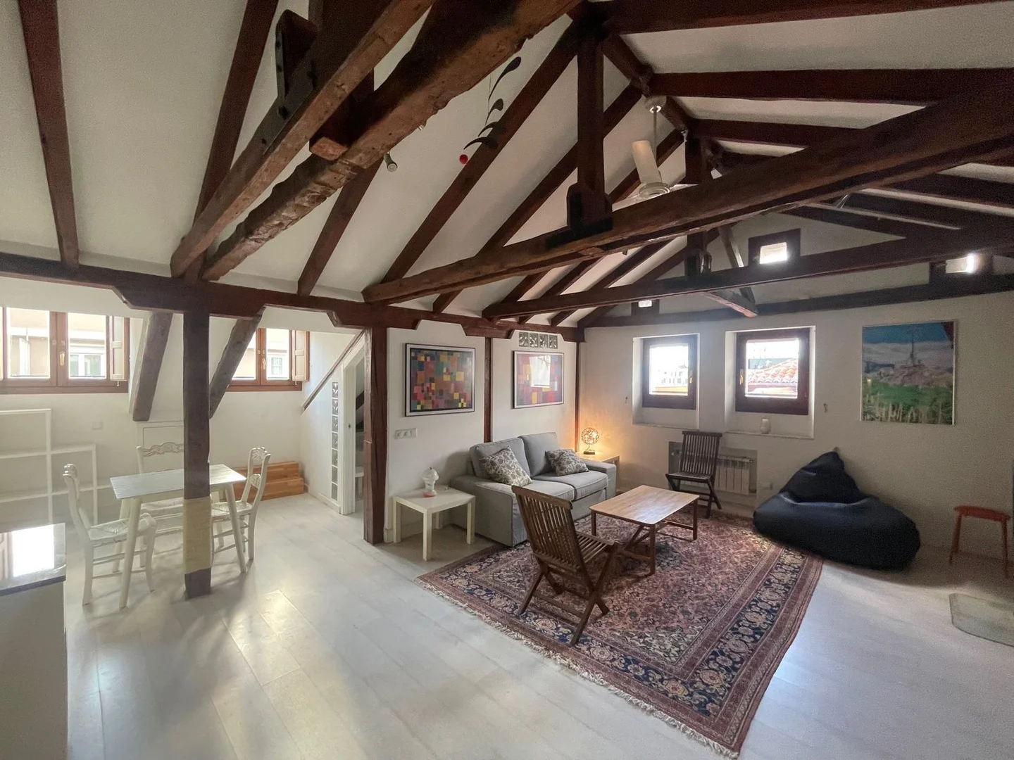 Ático en calle de Leganitos, 8 - Foto 1