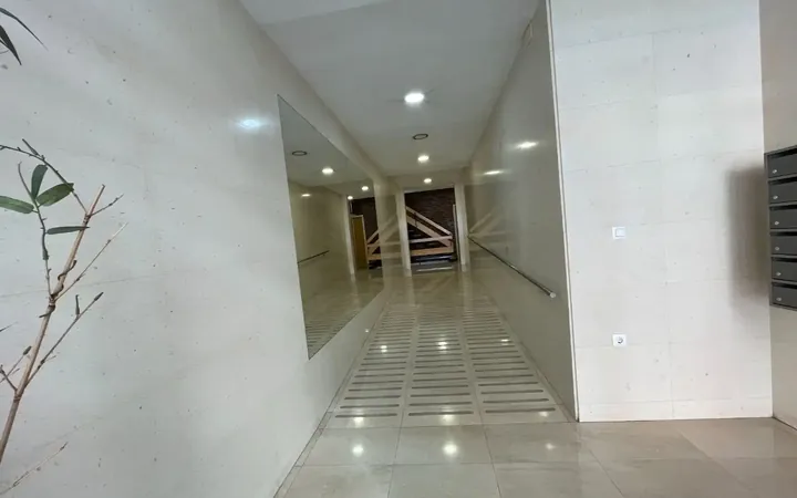 Piso en  Carrer del Comandant Benítez 4 - Foto 21