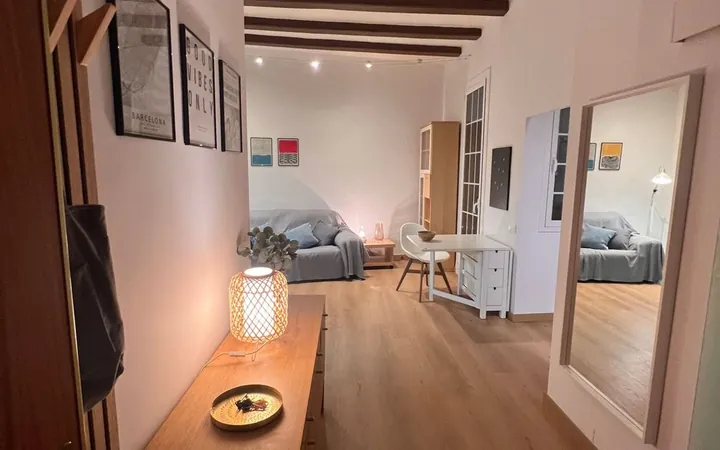 Piso en Calle de Sant Pere Mitjà, 75 - Foto 1