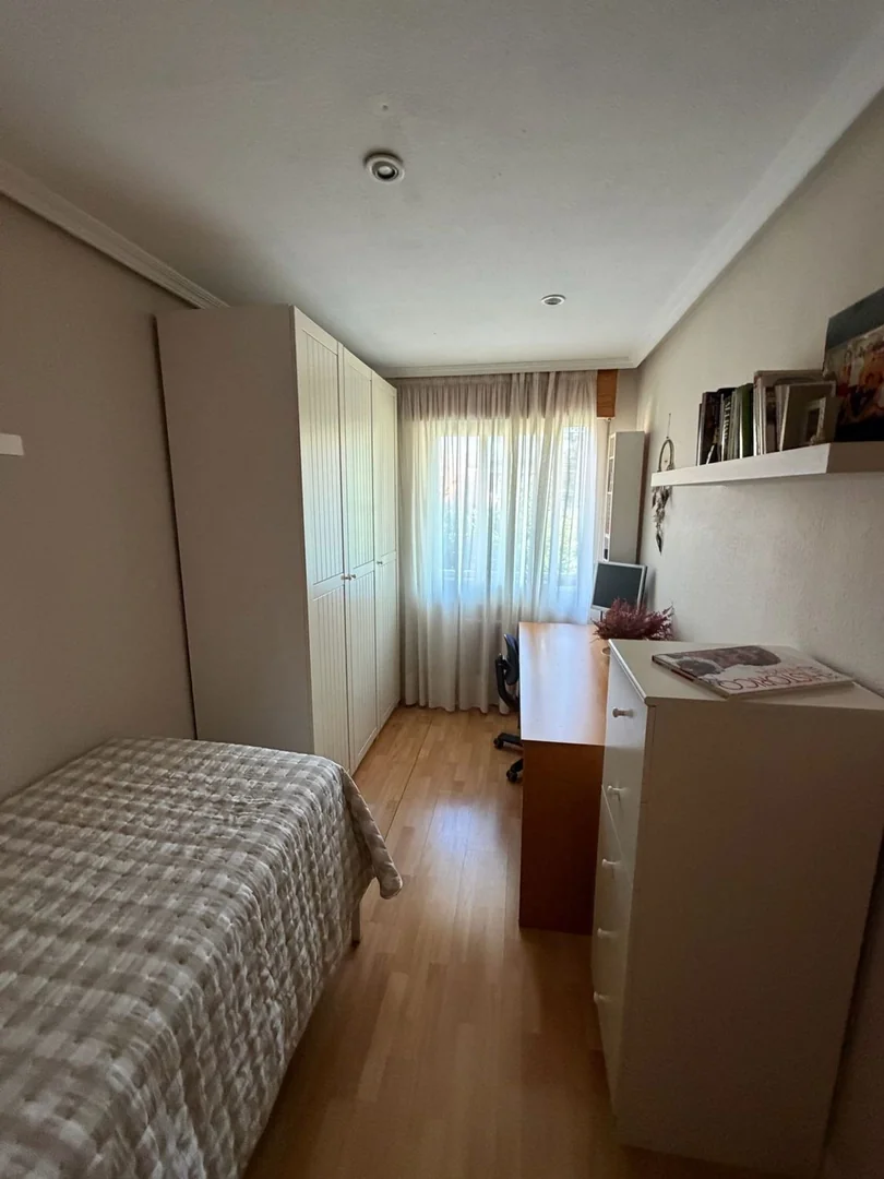 Casa o chalet independiente en Calle Cacabelos, 22, Valdebebas - Valdefuentes - Foto 3