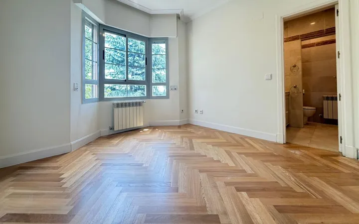 Piso en Avenida de los Andes, Conde Orgaz-Piovera - Foto 1