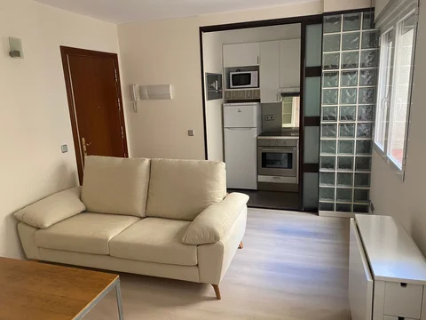 Piso en calle agustín de foxá, 16 - Foto 1