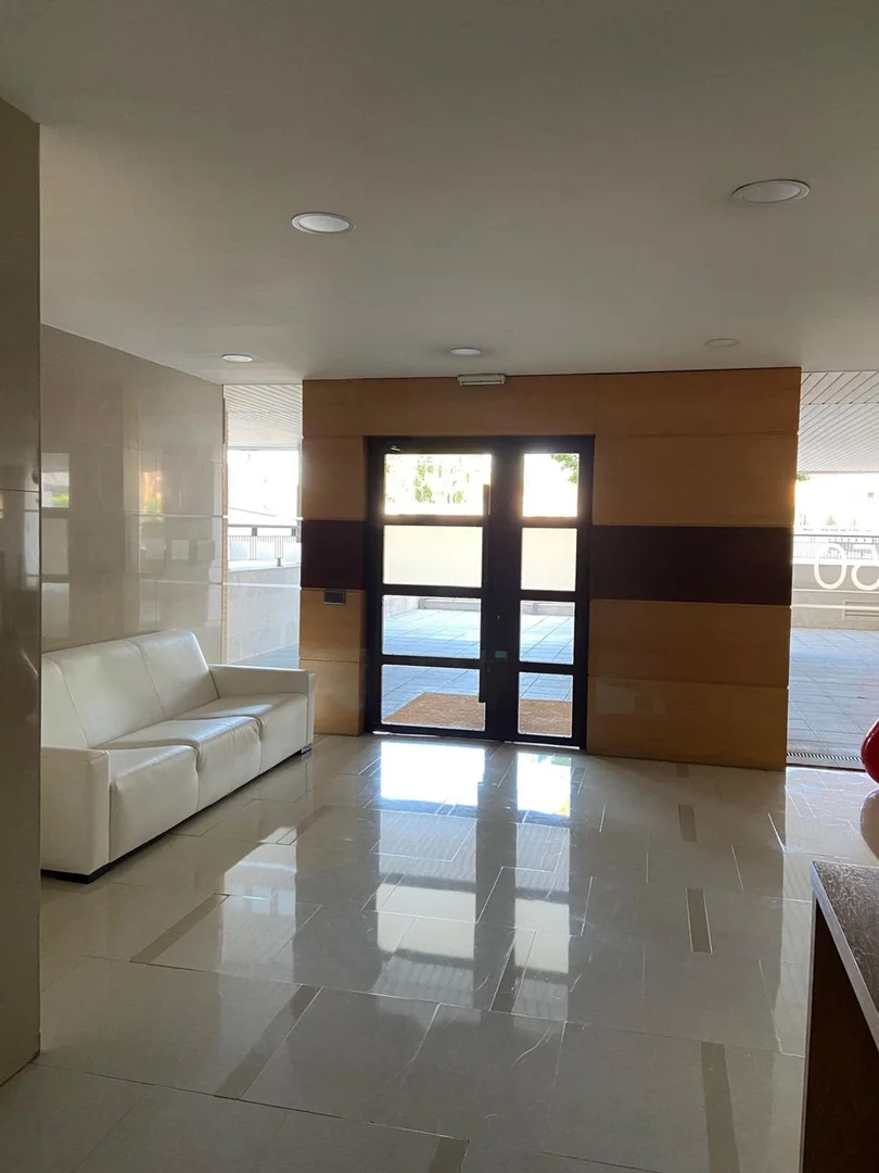 Piso en avenida del Talgo, 150 - Foto 6