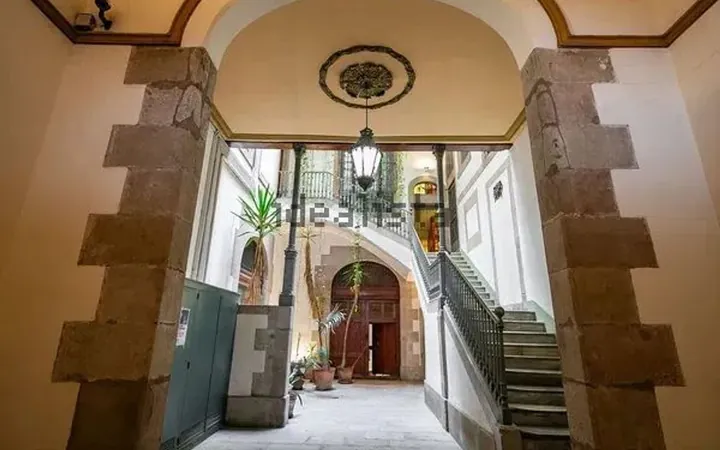 Piso en Calle d'Avinyó, 25, El Gòtic - Foto 1