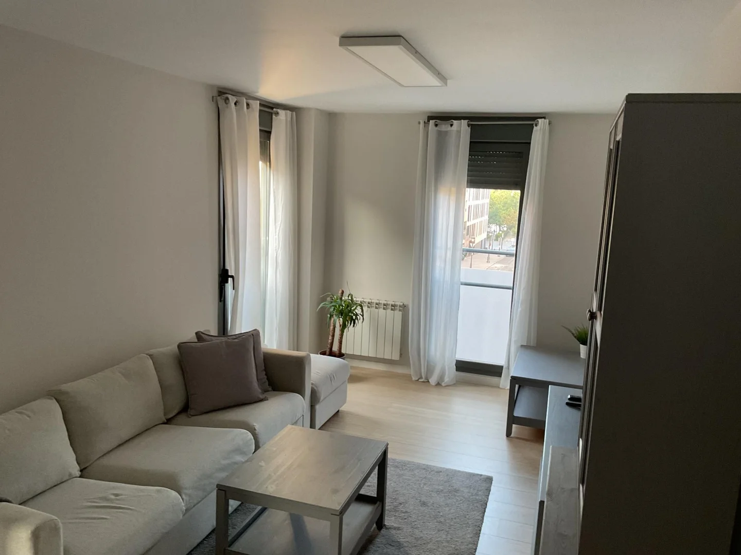 Piso en  Calle de Mira el Sol 22-24 - Foto 1