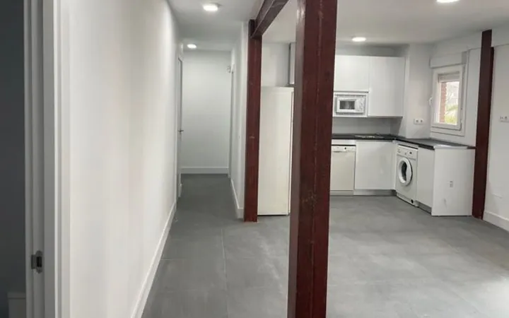 Piso en Calle San Luciano - Foto 6