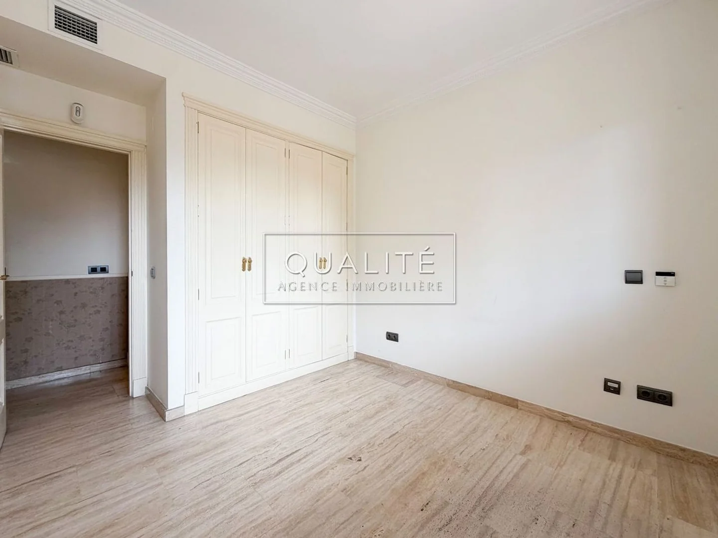 Chalet adosado en Calle de Ángel Cavero, Conde Orgaz-Piovera - Foto 7