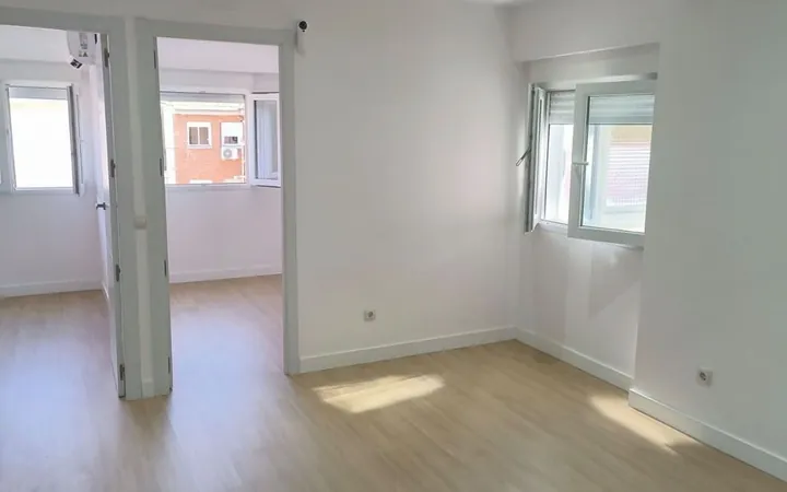 Piso en Calle del Estroncio, 12, Los Rosales - Foto 1