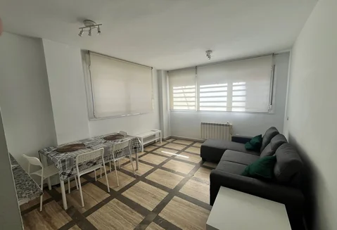 Piso en Barrio Numancia - Foto 1