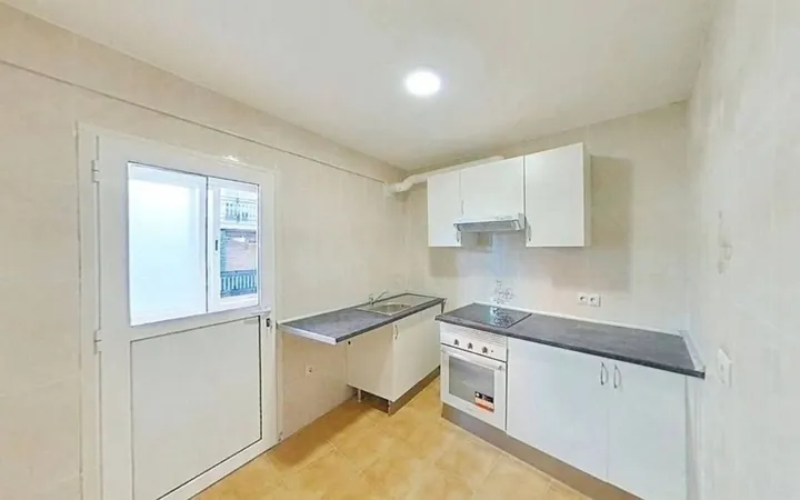 Piso en Calle de Santapau, 66, Porta - Foto 12