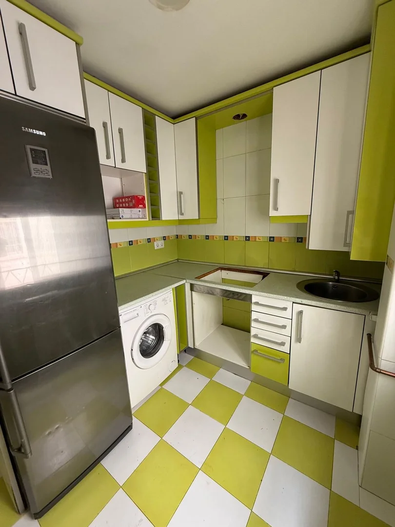 Piso en calle Valderrobres, 13 - Foto 2