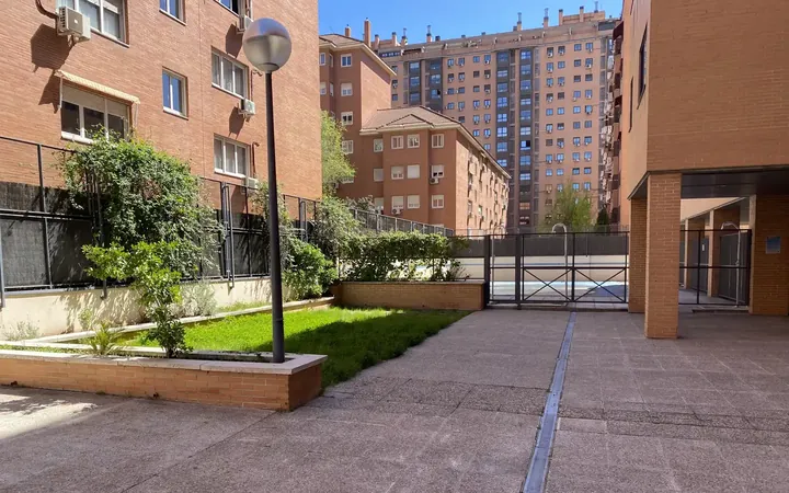 Dúplex en  Calle de Rafael Bergamín 12 - Foto 3