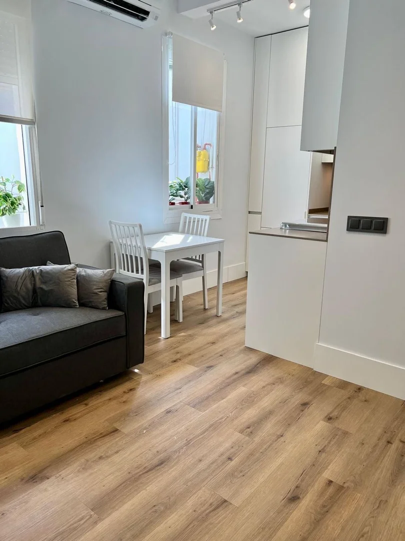 Piso en calle de Castelló, 111 - Foto 6