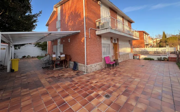 Casa o chalet independiente en Calle de Gómez Hemans, 21 - Foto 2