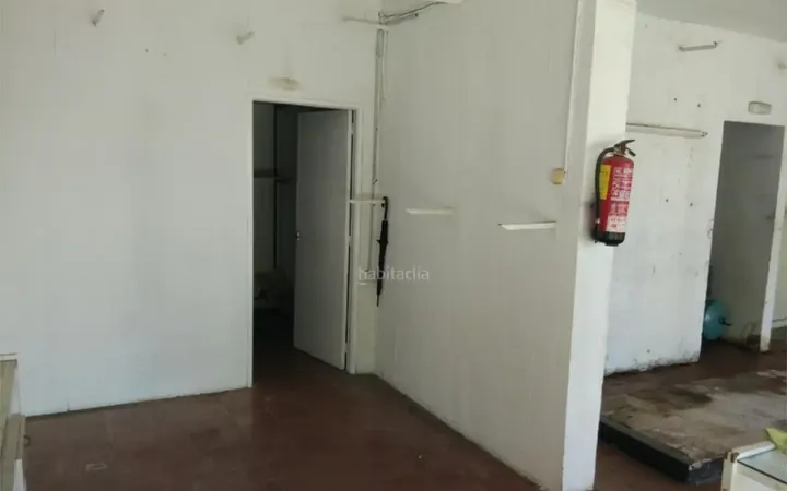 Local comercial en  Carrer de l'Harmonia 5 - Foto 8