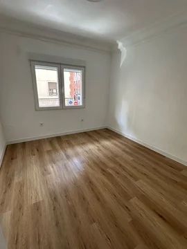 Piso en calle de Jerónima Llorente, 33 - Foto 4