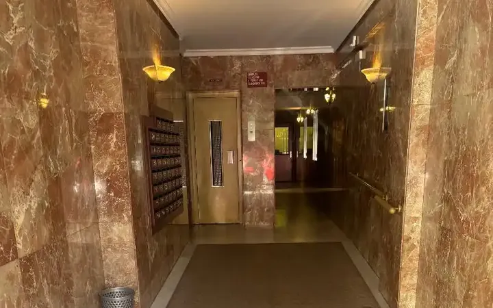 Piso en  Calle de la Virgen del Coro - Foto 12