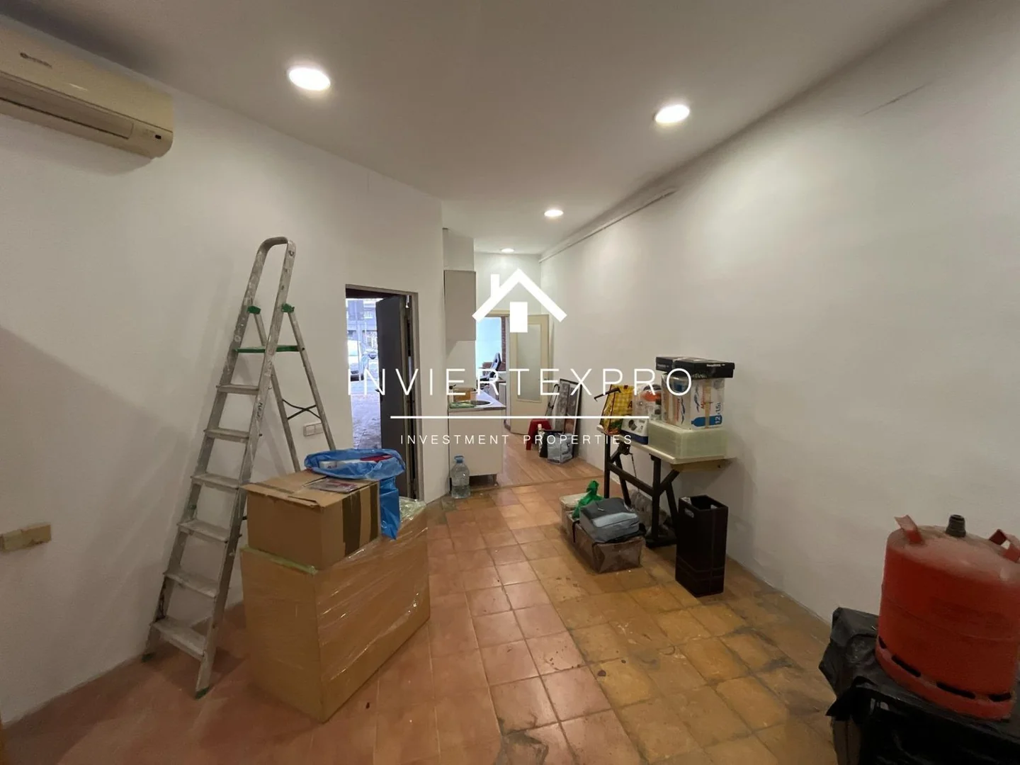 Local en Calle de València, El Camp de l'Arpa del Clot - Foto 6