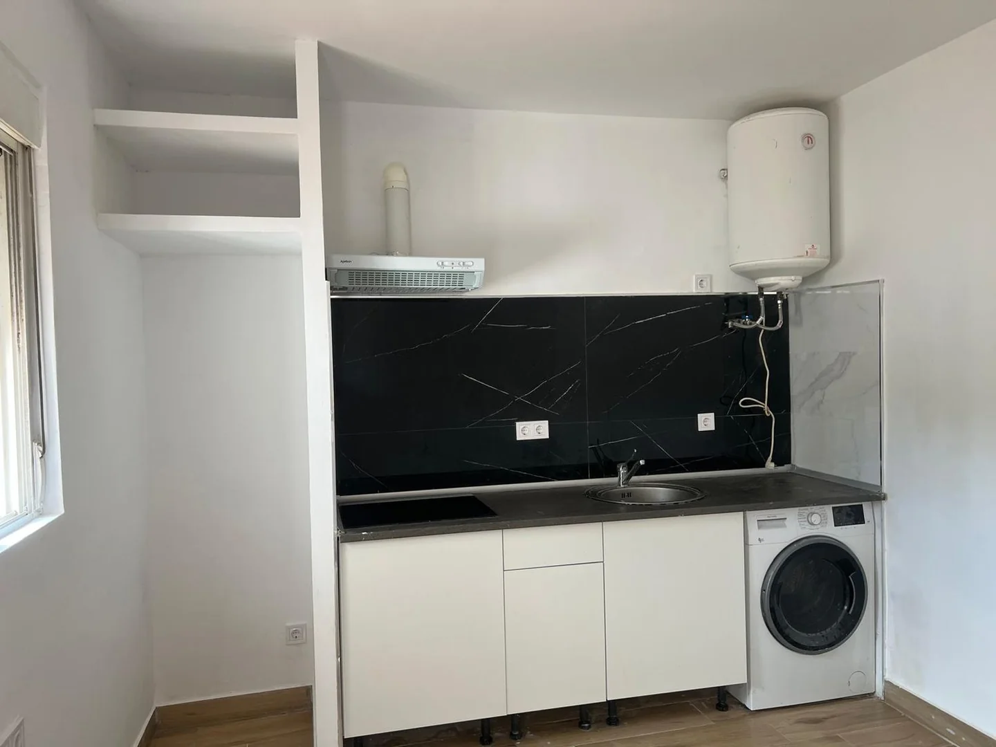 Casa o chalet independiente en Calle Torre Vella, 45, Ciutat Meridiana - Torre Baró - Vallbona - Foto 2