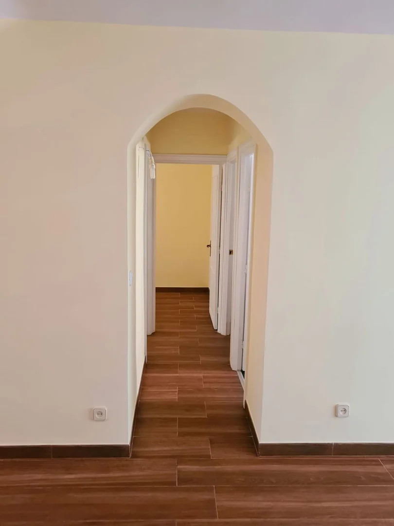 Piso en Calle del Camino de los Vinateros - Foto 4