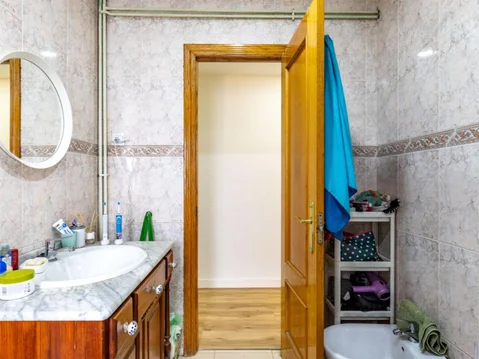 Piso en  Calle de Alonso Carbonell 6 - Foto 5