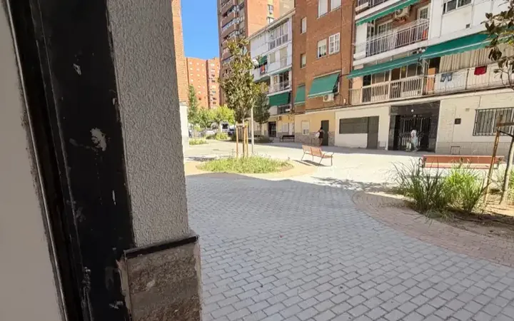 Piso en  Calle de San Claudio 33 - Foto 6