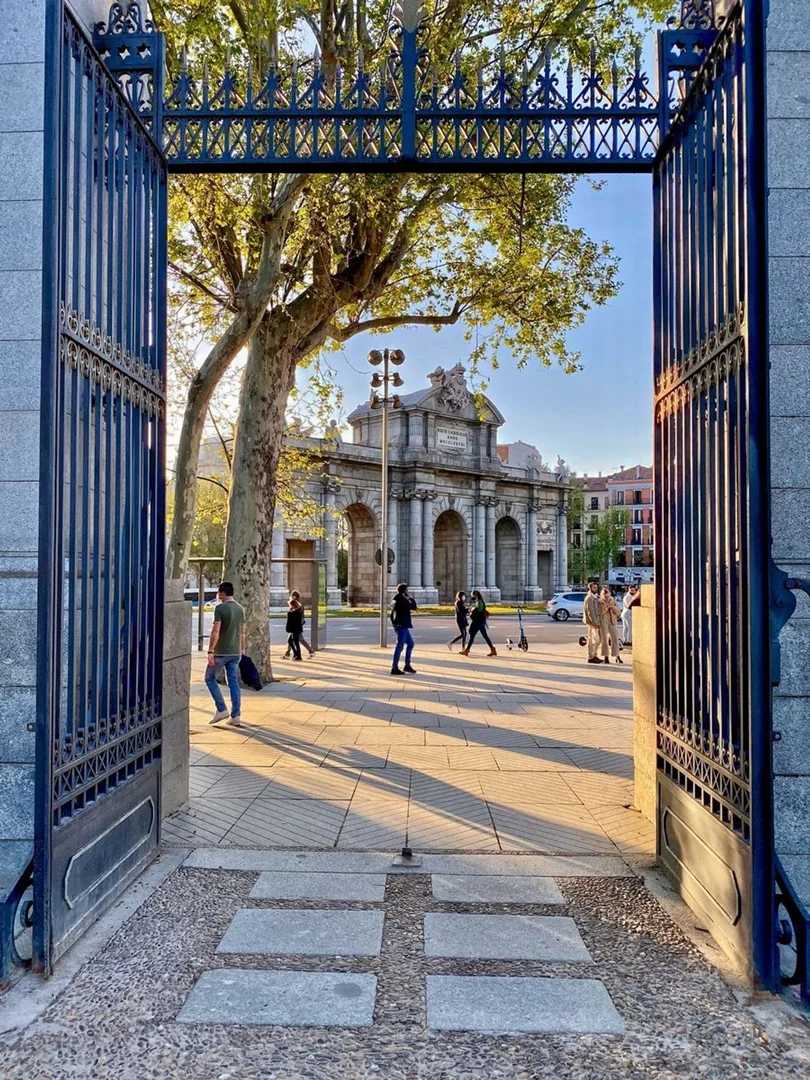 Piso en calle de Antonio Acuña, 25 - Foto 1