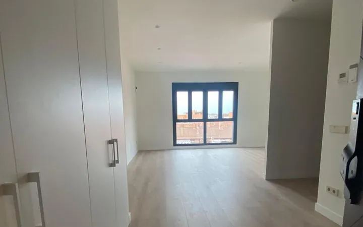 Estudio en San Isidro - Foto 1