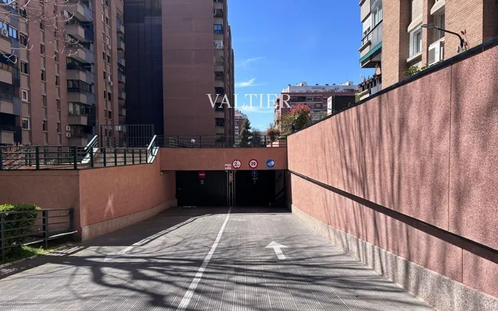 Piso en Calle del Poeta Esteban de Villegas - Foto 9