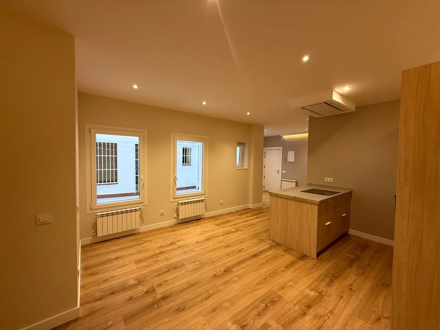 Piso en calle de Sánchez Barcáiztegui, 6 - Foto 2