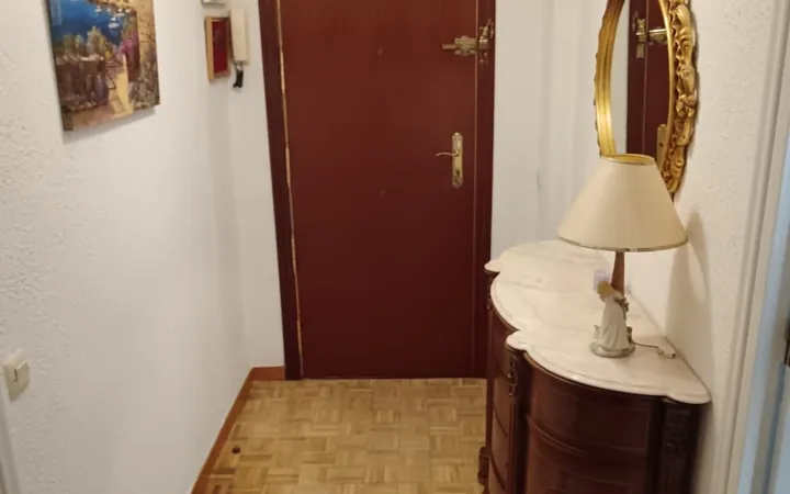 Piso en Calle de Villamanín, 48, Lucero - Foto 11
