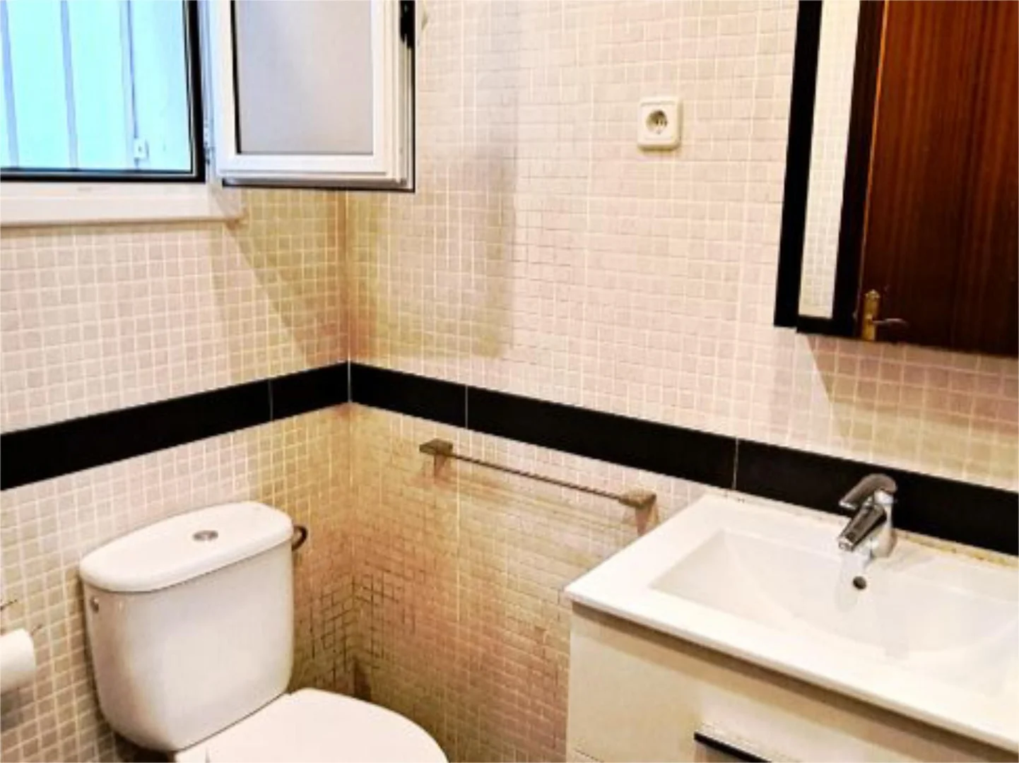 Piso en  Carrer Mare de Déu de les Neus 72 - Foto 11