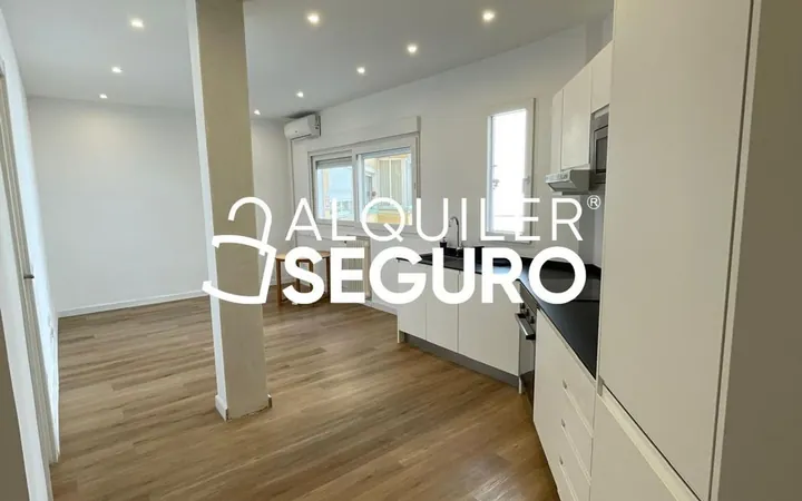 Piso en Calle de Jacinto Verdaguer, Opañel - Foto 2