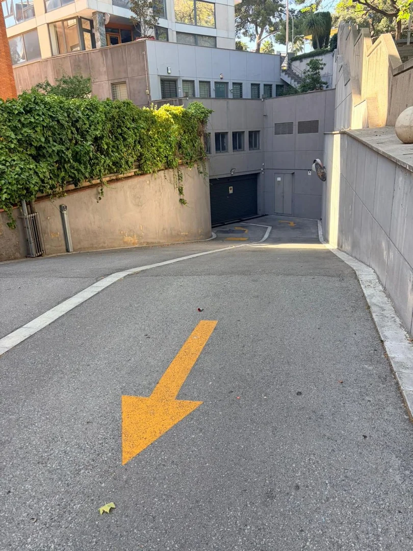 Garaje en Calle Alt de Gironella, 42, Les Tres Torres - Foto 2