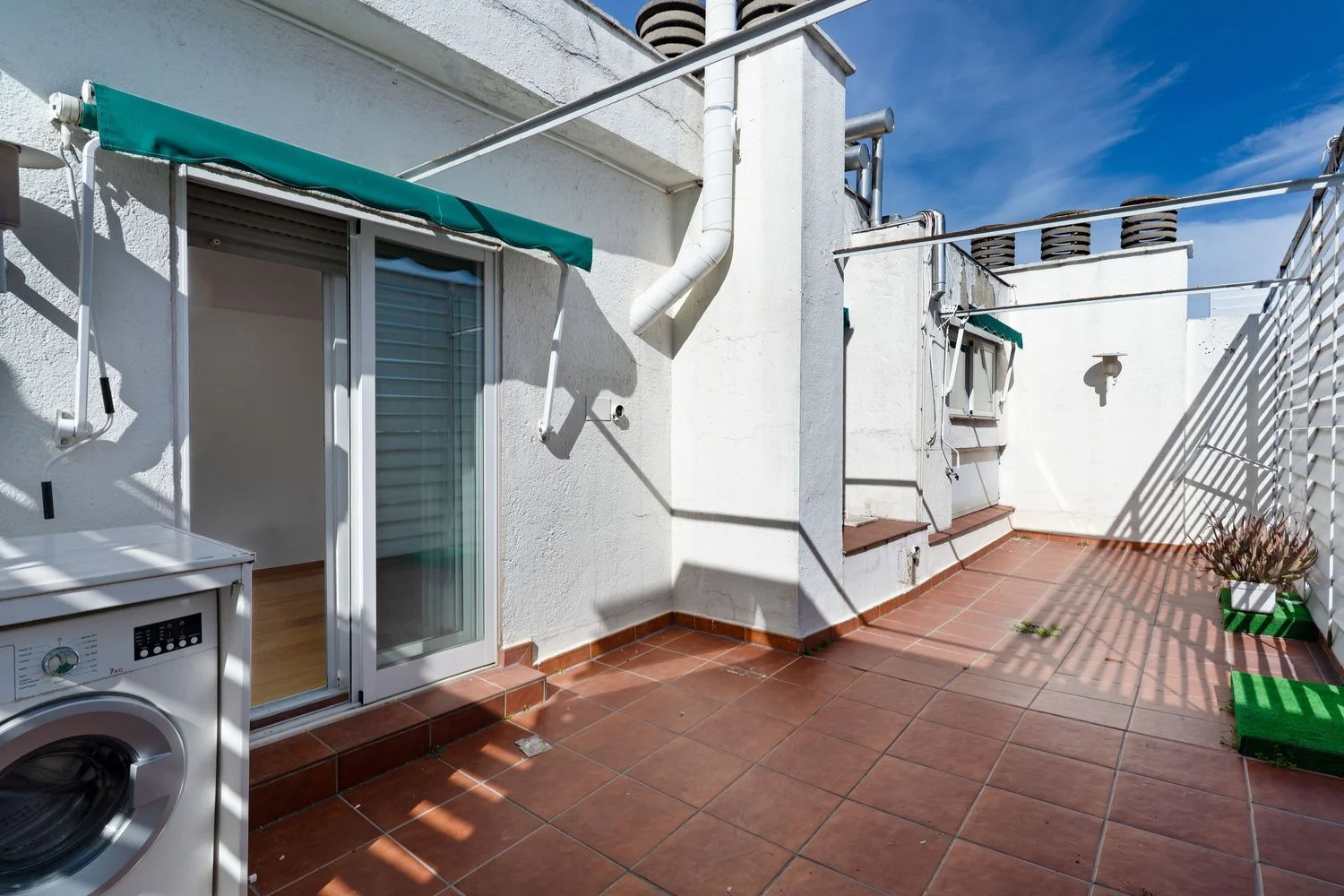 Ático en calle de Fernando el Católico, 86 - Foto 1