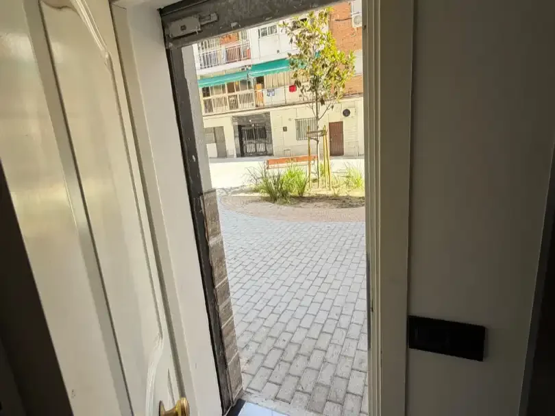 Piso en  Calle de San Claudio 33 - Foto 7