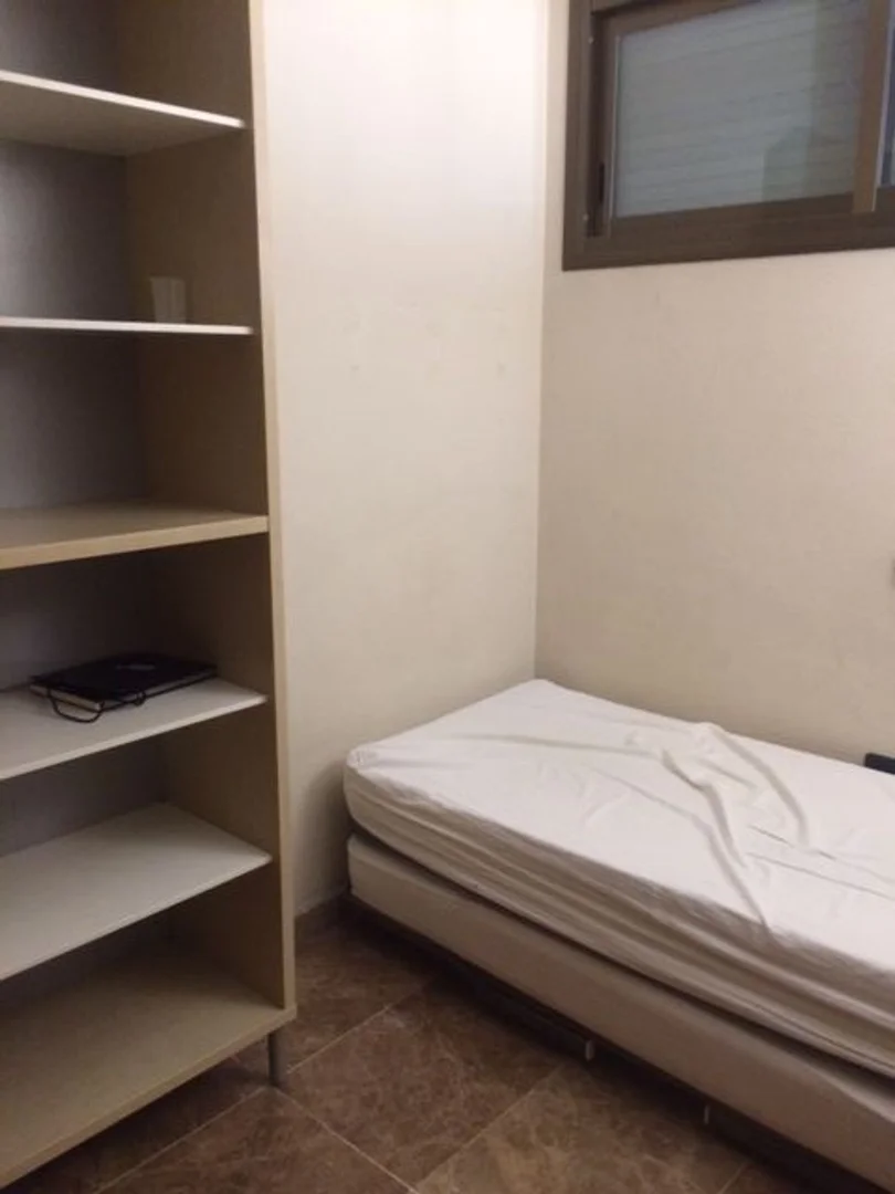 Piso en calle de Folgueroles, 54 - Foto 3