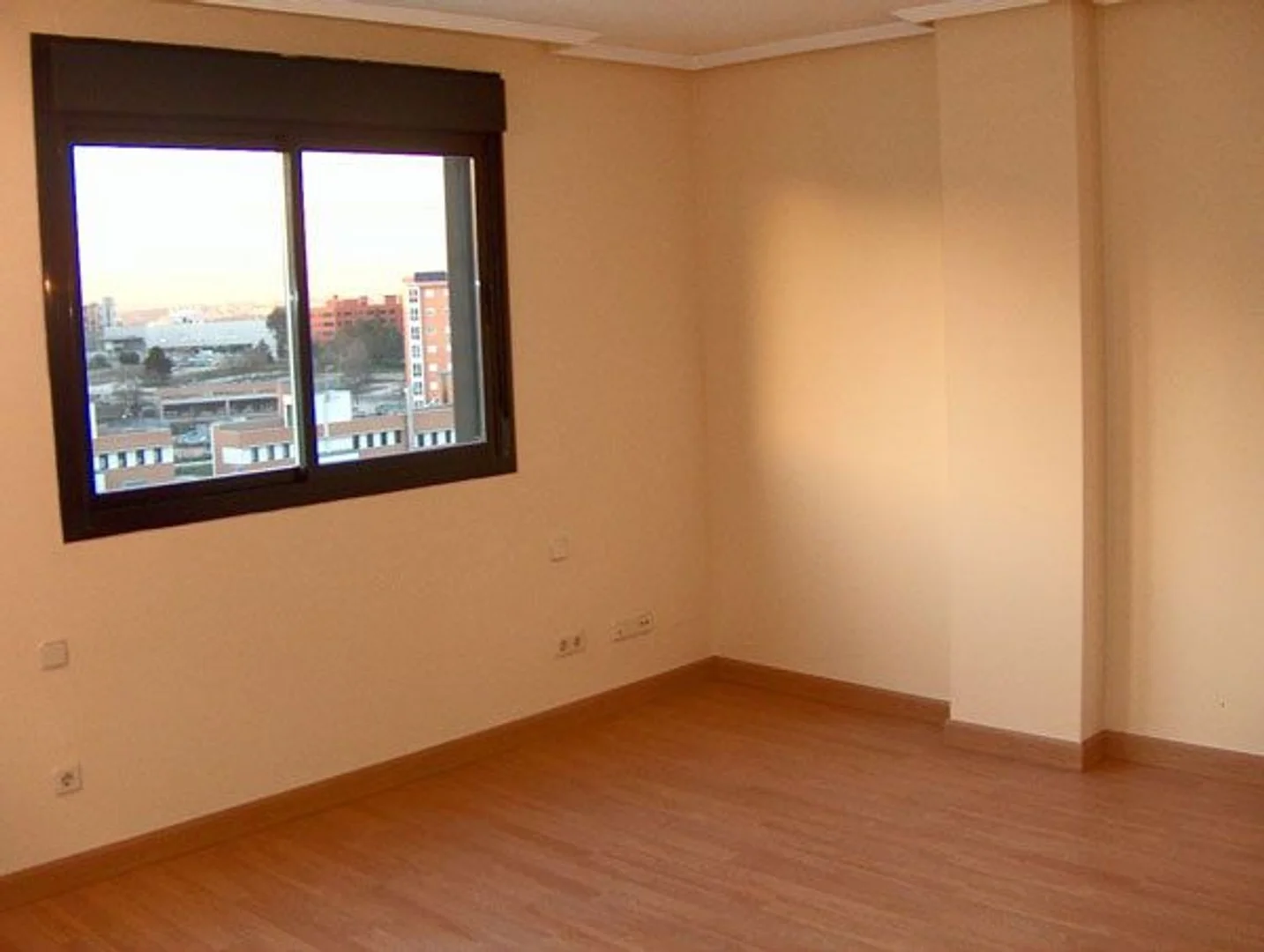 Estudio en avenida del Euro, 21 - Foto 2