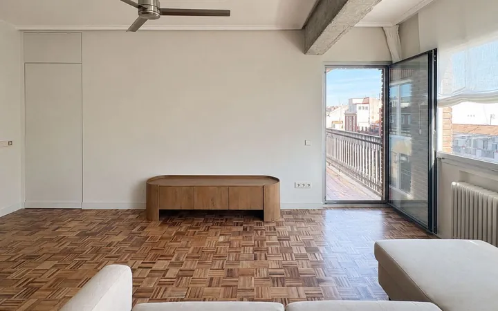 Piso en Calle de Francos Rodríguez, 49 - Foto 2