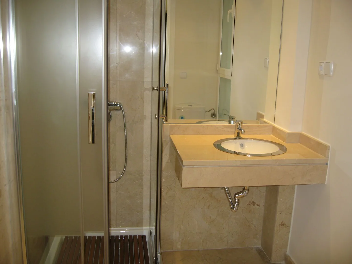 Estudio en avenida Filipinas, 46 - Foto 1