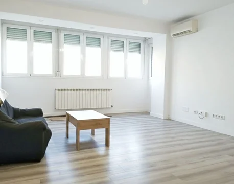 Piso en Barrio Entrevías - Foto 1