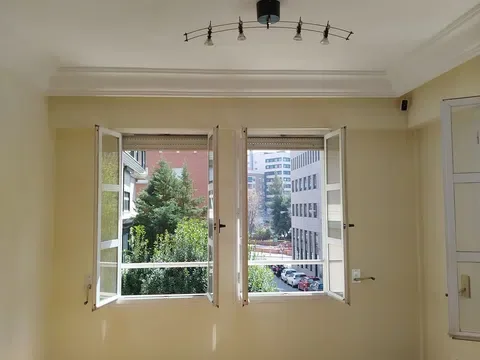 Piso en calle del Duque de Sevilla, 12 - Foto 3