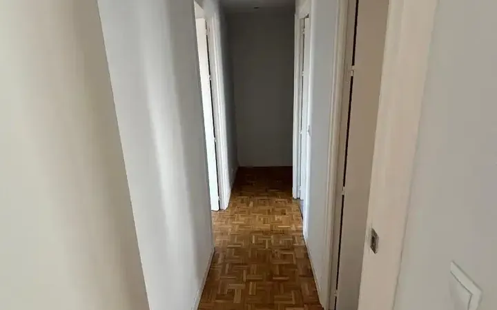Piso en  Calle de la Virgen del Coro - Foto 4